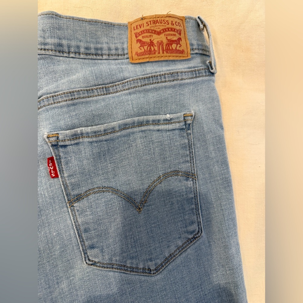 Levi’s 724 High Rise Straight Size 31 - Picture 3 of 8